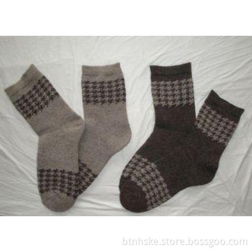 Comfortable Warm Mens Wool Socks With Woven Jacquard For Au